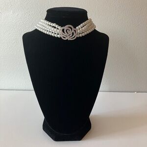Necklace White Pearls and Rose Diamonds